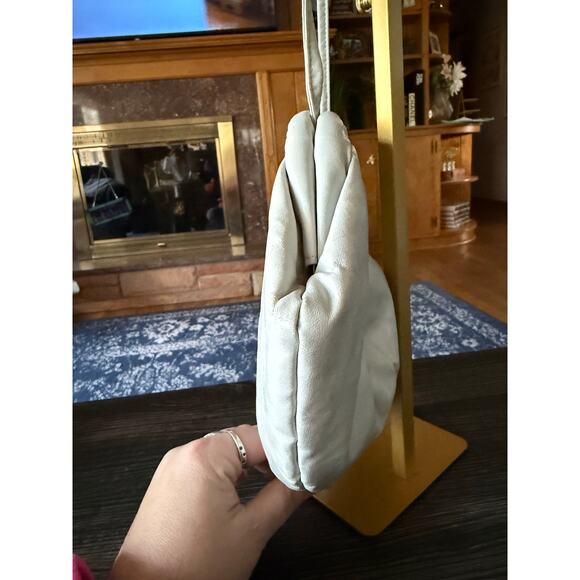 6/$25 Vintage Bagland Patchwork Kisslock Bag - Picture 4 of 7